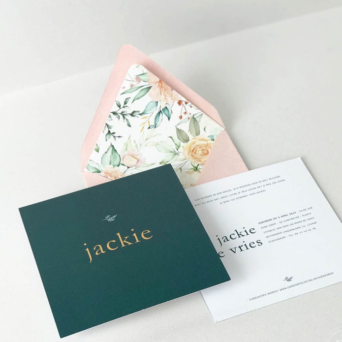 Petrolkleurig geboortekaartje, strak met takje en goudfolie