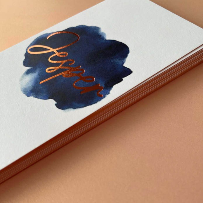 Geboortekaartje met marineblauw watercolor en koperfolie