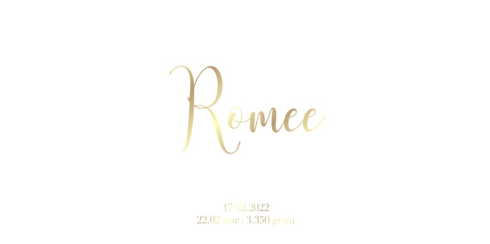 Klassiek geboortekaartje op suede stof met sierlijke letters in luxe goudfolie