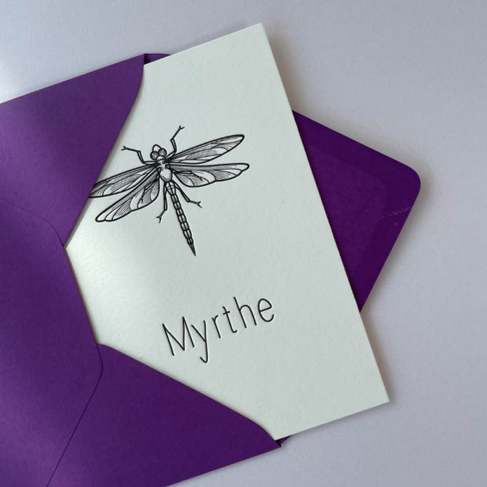 Letterpress geboortekaart meisje zwart libelle