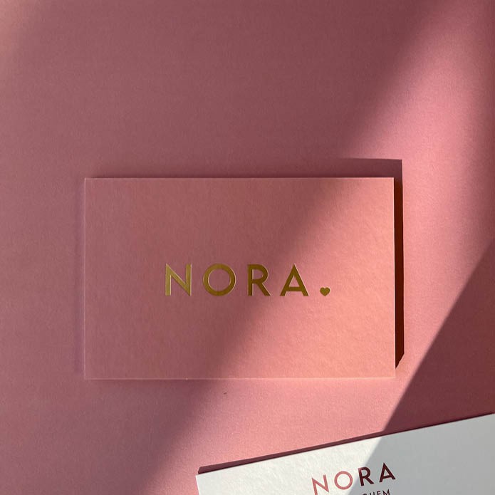 Hip geboortekaartje met foliedruk in letterpress