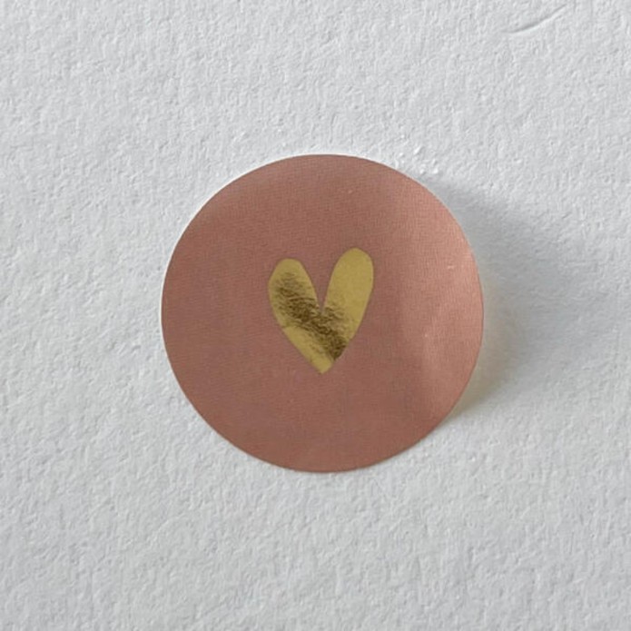 Sluitsticker donkerroze, goud hartje