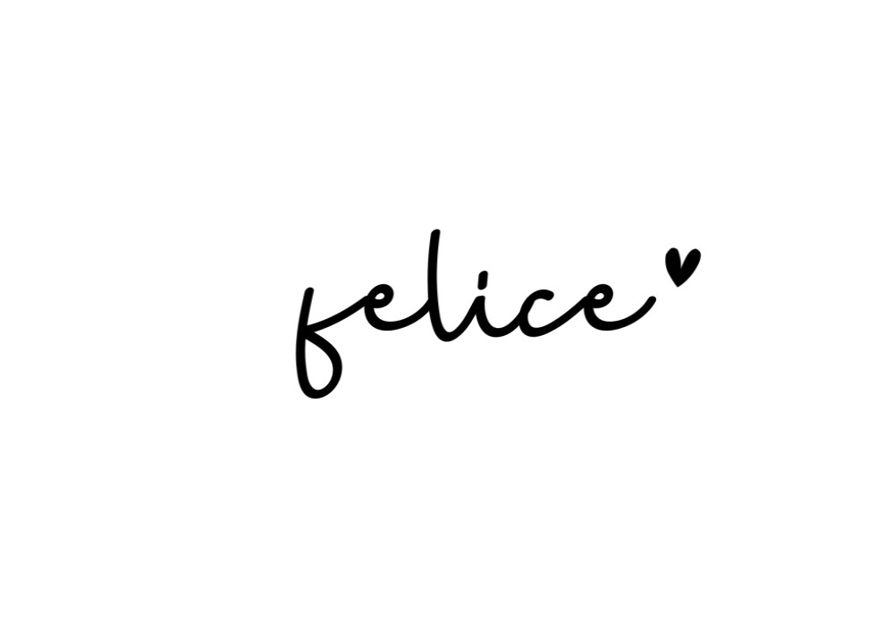 Sober geboortekaartje, wit met de naam en hartje in zwart diepgedrukt