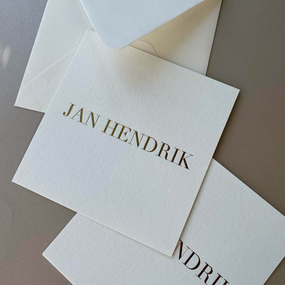 Ruw katoenpapier + goudfolie | Origineel kaartje Gustav